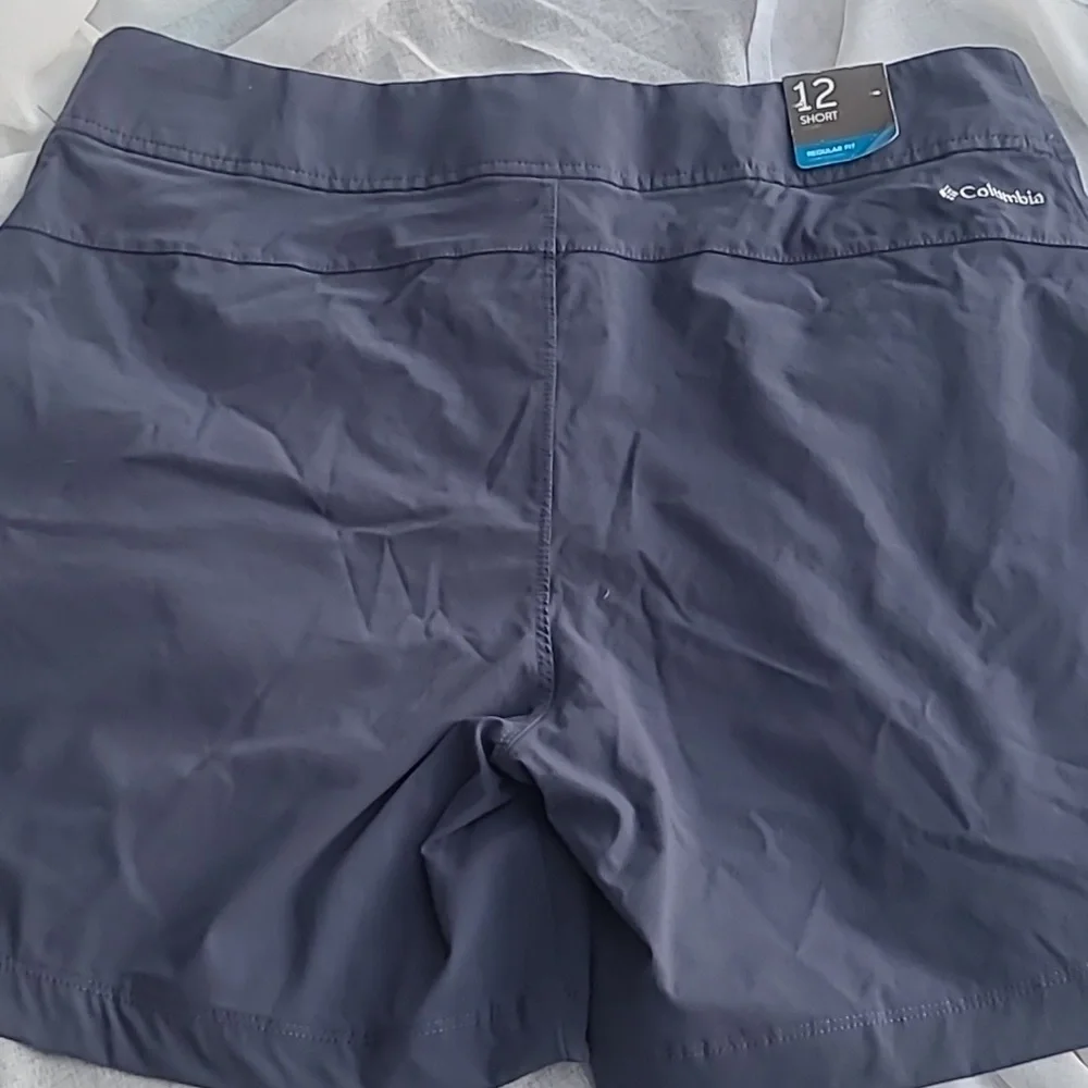 COPY - Columbia Omni Shade Shorts. Size12 - Picture 5 of 6